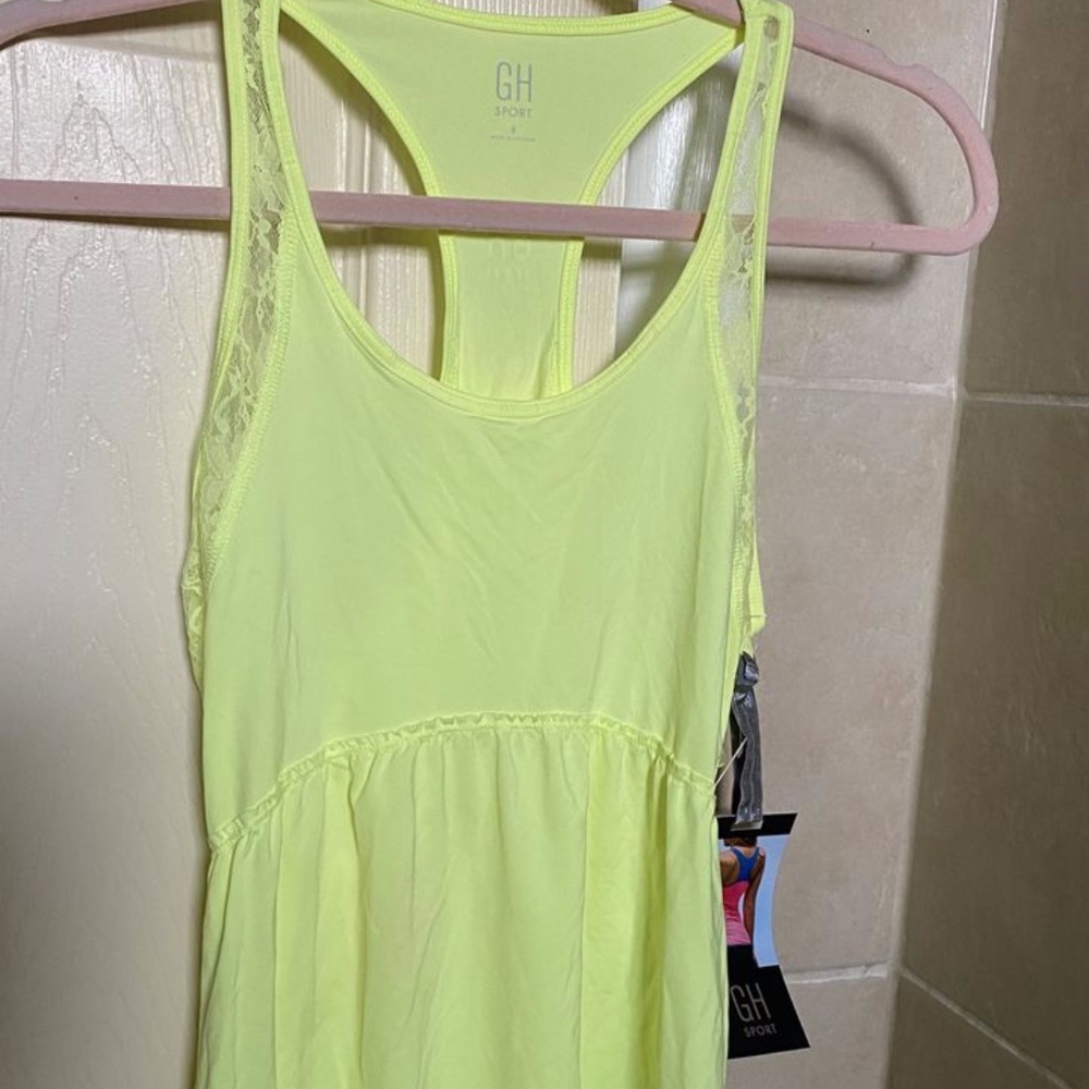 Gilly Hicks Work Out Tank Top